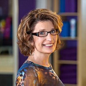 Meet your Posher, Esta